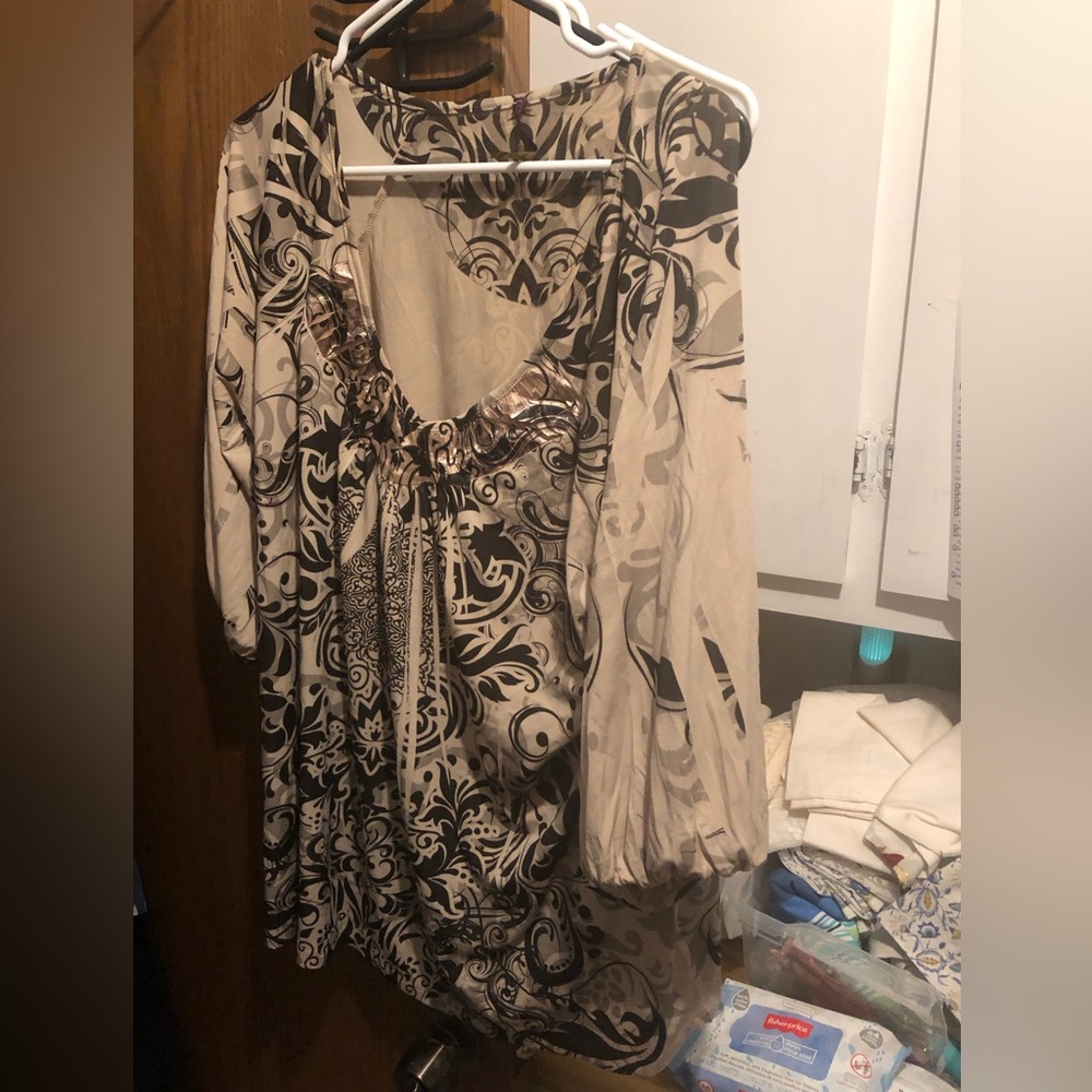 Judith Sublimation Peasant Top- 684 $25 or $20 w/offer